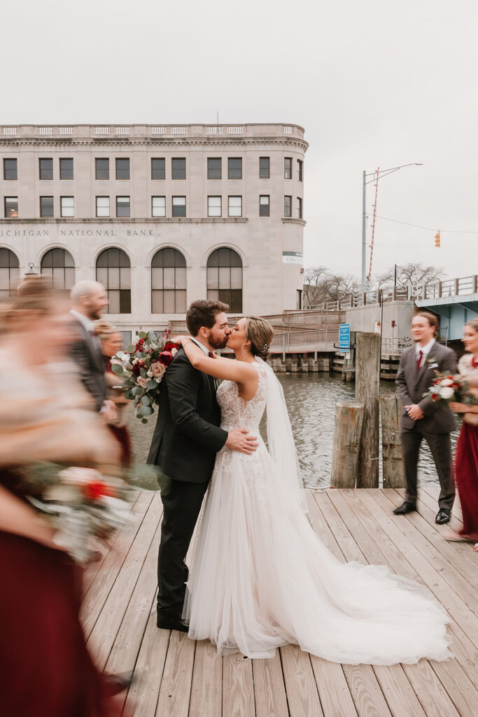 City Flats Port Huron Bridal Party Photos