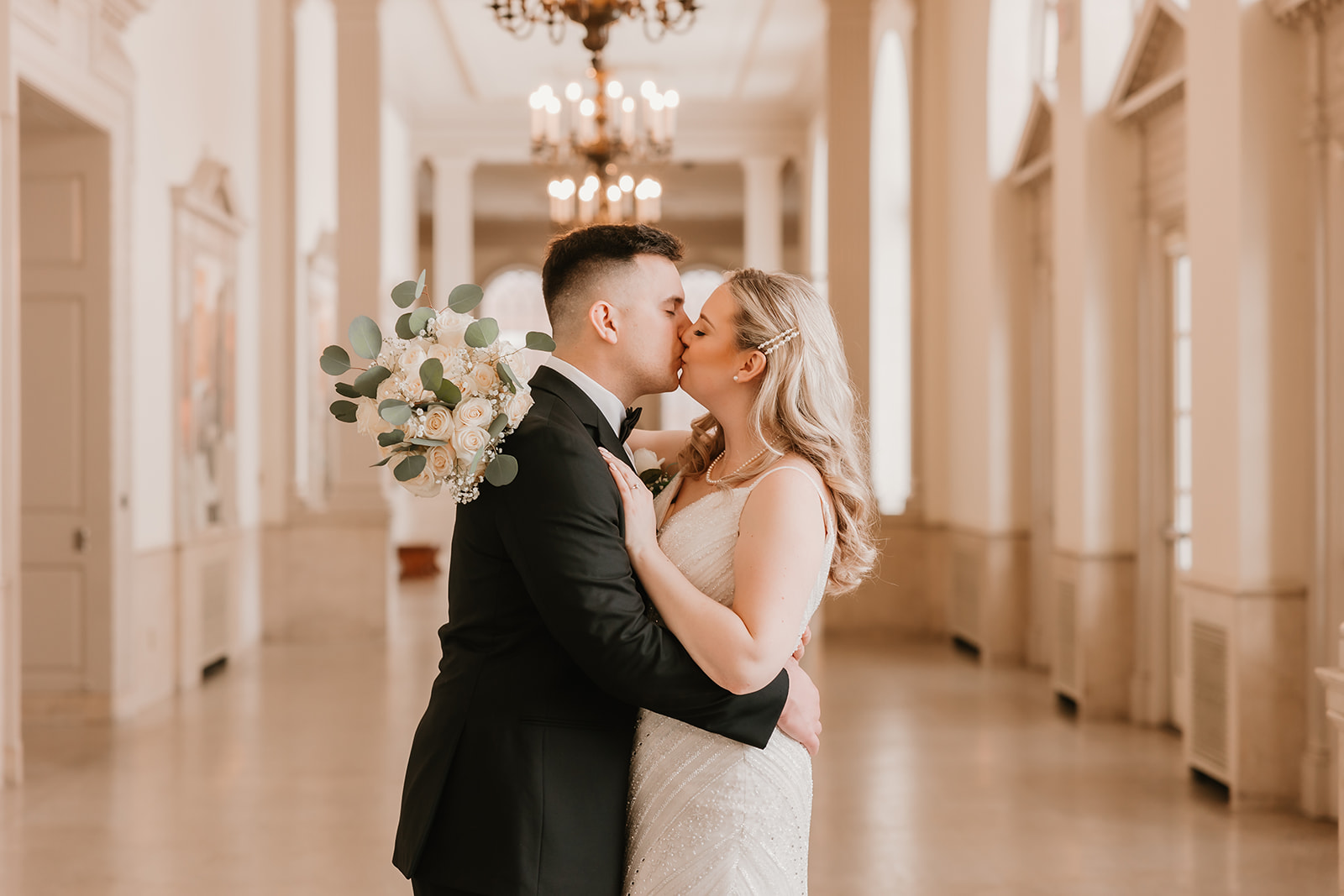 Michigan Wedding Photographer - Henry Ford Museum