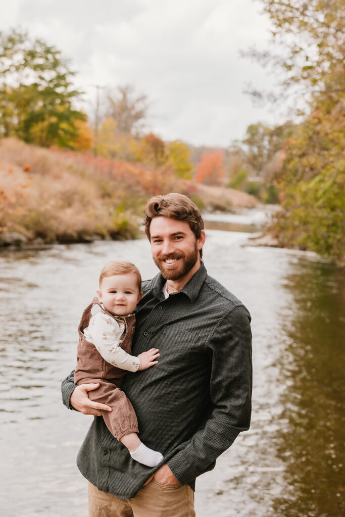 Outdoor family photos with warm sunset lighting