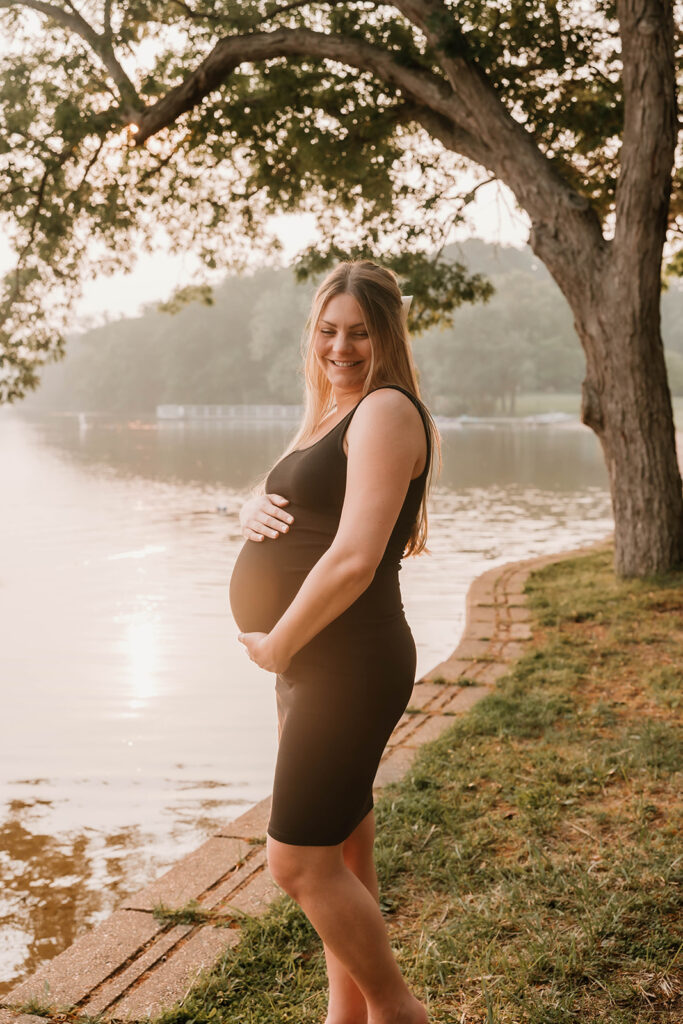 Outdoor maternity session during golden hour